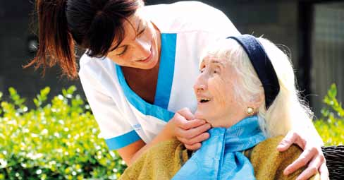 CUIDADORES Y MAYORES