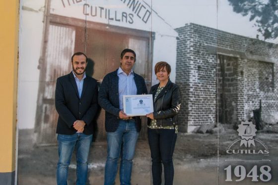 TALLER CUTILLAS EMPRESA RESPONSABLE CON EL ALZHEIMER. AFA LA PALMA